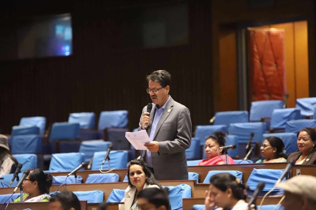 कञ्चनपुरका आरक्ष पीडितको समस्या समाधान गर्न कांग्रेस सांसद साउदको माग